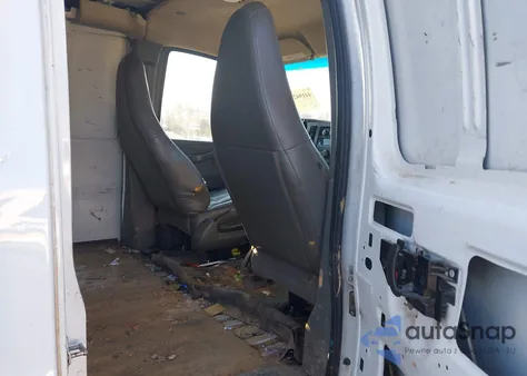 2017 Chevrolet Express 2500 Work Van из США, поврежденный, VIN 1GCWGBFF3H1200180